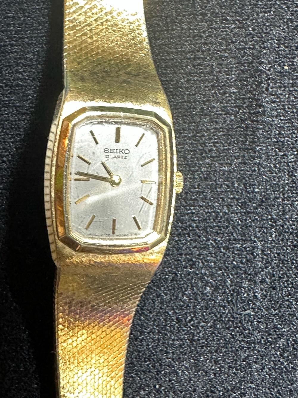 Seiko Gold Ladies Bracelet Watch - Picture 3 of 5